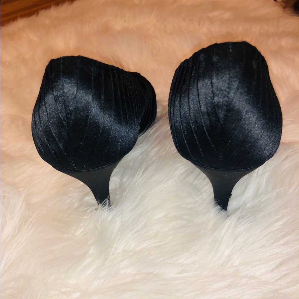 WHBM Peep Toe Heels - Picture 2 of 7